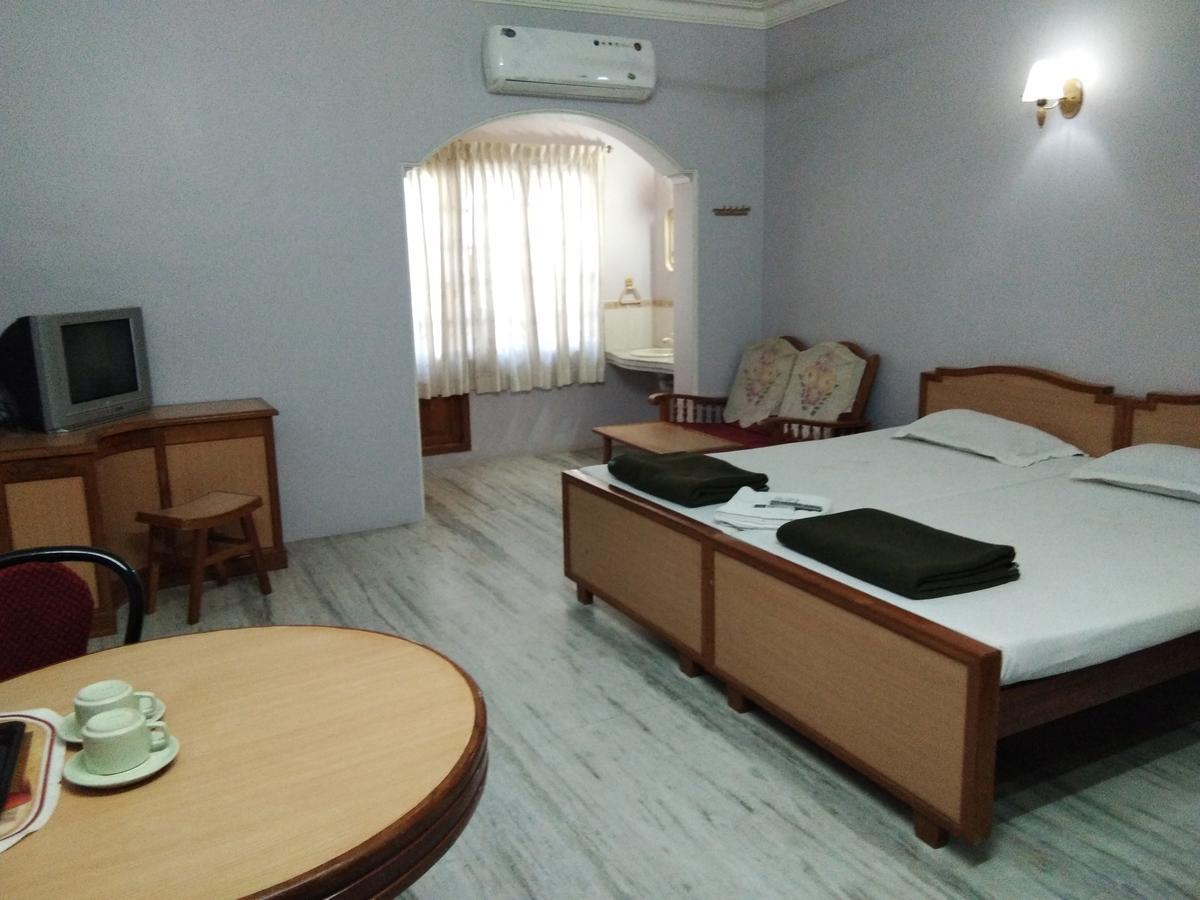 Hotel Sivamurugan Komoryn Zewnętrze zdjęcie